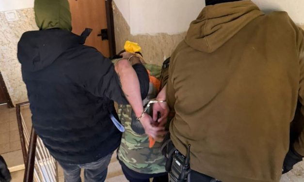 Israeli arrested in Iranian plot to assassinate former PM Naftali Bennett