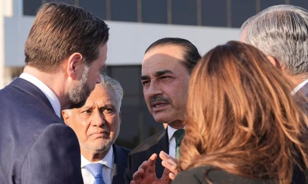 No illusions: Iranian people return to frontlines of dealing with regime – editorial