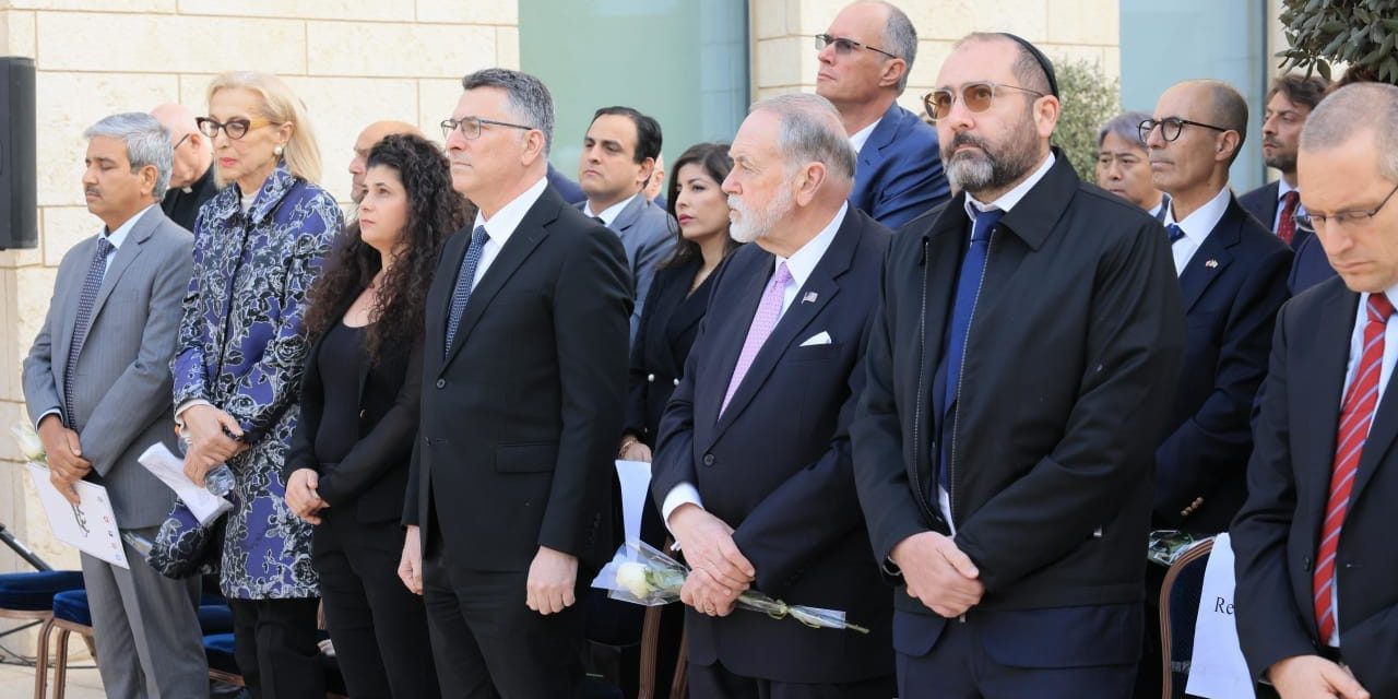 From Lithuania to Jerusalem, a Holocaust survivor shares his story with diplomats