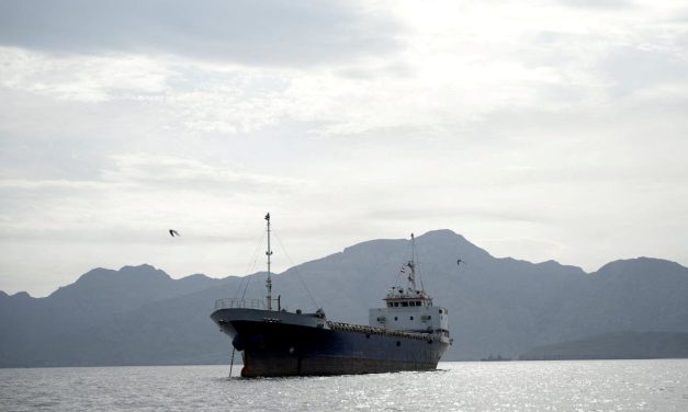 Iran offers proposal allowing ships to exit Oman side of Hormuz free of attack, source says