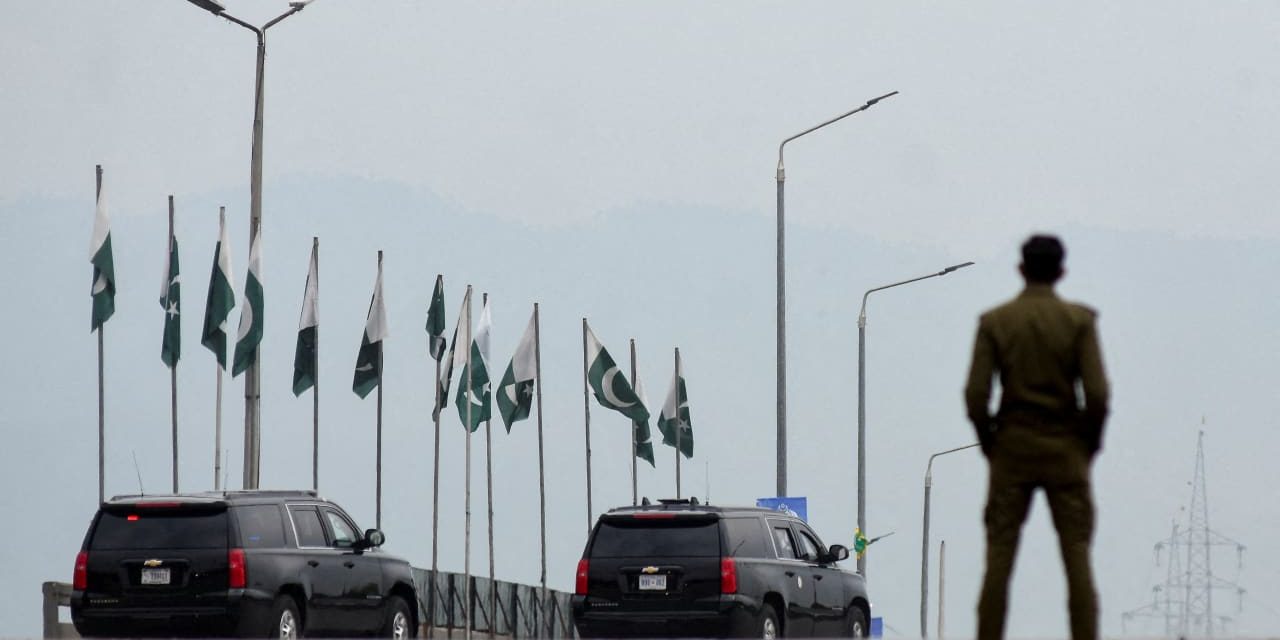 Iran negotiators, citing possible Israeli attack, got Pakistan escort home from peace talks