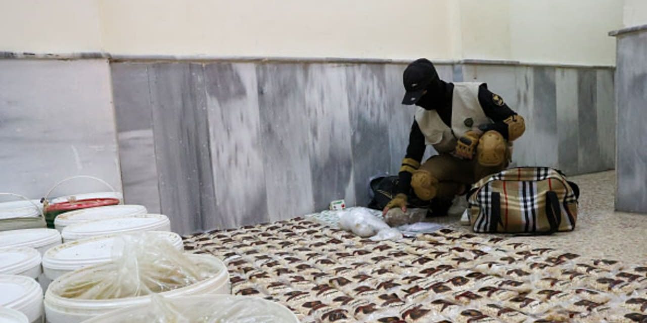 Syria cracks down on Hezbollah plots, drug smuggling