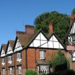 Hertfordshire Jewish-owned shop door set on fire, graffitied amid UK arson spree