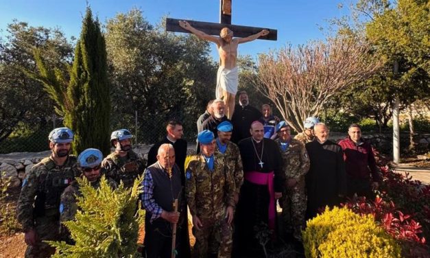 Lebanese town, UNIFIL replace IDF-gifted Jesus statue with replica of crucifix smashed by soldier