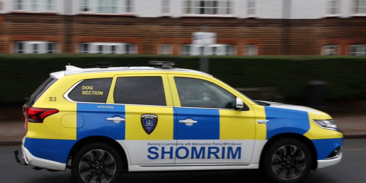 ‘Dirty f***ing Jew:’ Thames Police arrest Slough man after assault on Orthodox Jew