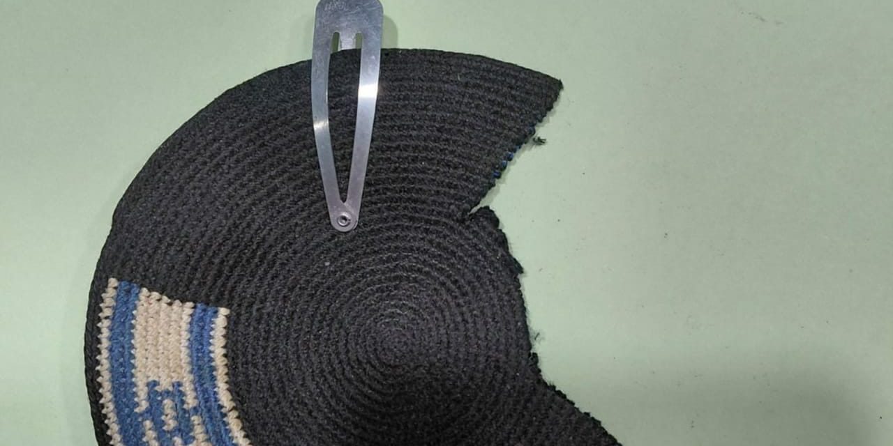 Police officers under investigation after detaining man, cutting Palestinian flag off his kippa