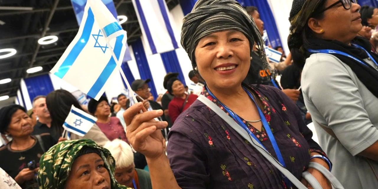 First Bnei Menashe flight lands as Israel launches operation to complete community’s Aliyah