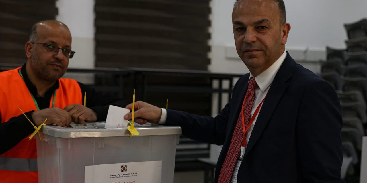 Fatah says it claimed ‘sweeping victory’ in local elections, despite democratic shortcomings