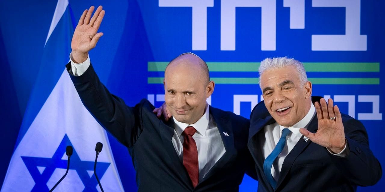 Lapid willing to move down to third on Together party list to bring Eisenkot to join