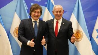 Opening Jerusalem embassy and lighting Independence Day torch: Argentina’s president arrives in Israel