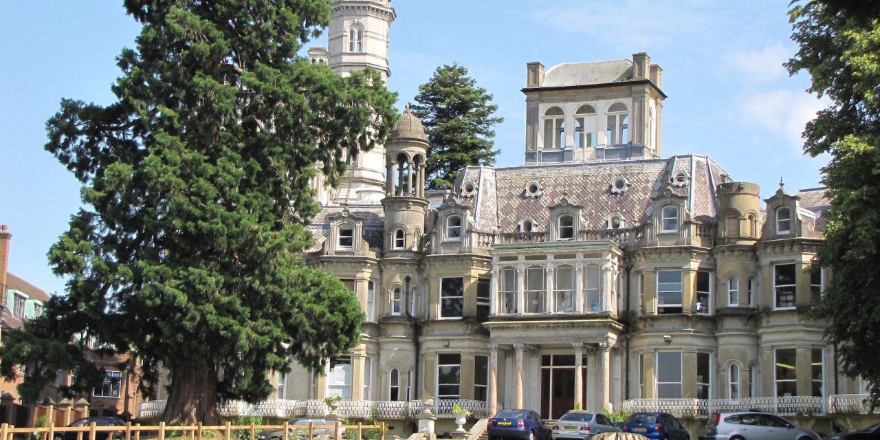 Top British private Jewish school closing amid funding challenges