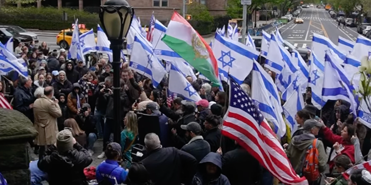 End of an era as Central Park bench is dedicated to Israeli hostages