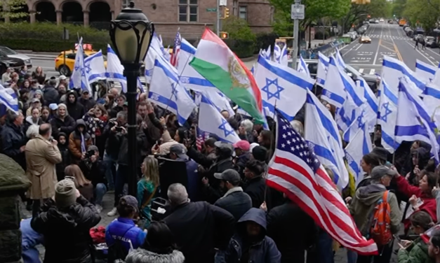 End of an era as Central Park bench is dedicated to Israeli hostages