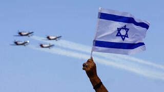 Israel’s population tops 10.2M ahead of Independence Day, over a quarter under 14