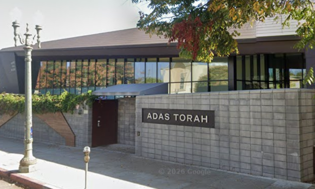 Attack on Jewish man outside Los Angeles synagogue investigated as hate crime