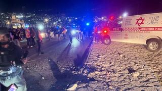 Nonstop fire from Lebanon about an hour before ceasefire; three wounded, two seriously