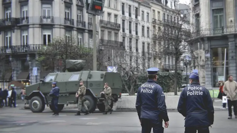 Masked students ‘seize’ Belgian university