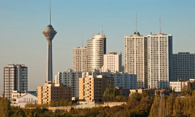 US and Iran ‘exchanging messages’ as talks continue