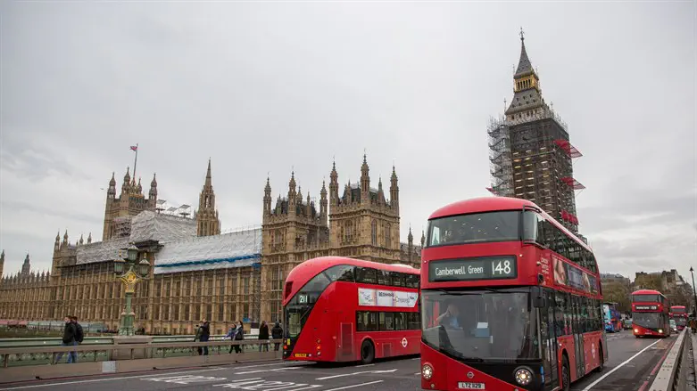 Mark Adderley elected London councillor despite suspension over antisemitic remarks
