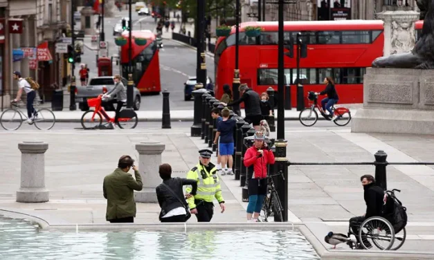 UK religious leaders stand with Jews amid surge in antisemitic attacks