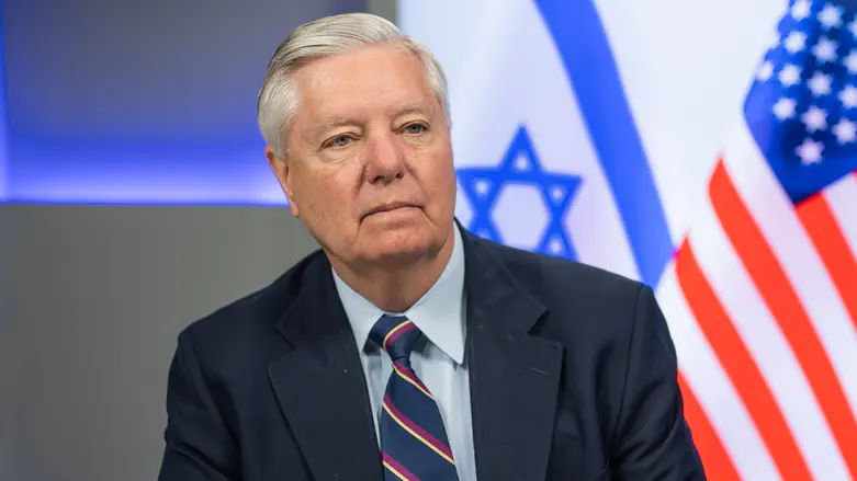 Lindsey Graham calls for ‘short but forceful response to Iran’