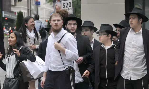 The mitzvah of Yishuv Eretz Yisrael or a false sense of security?