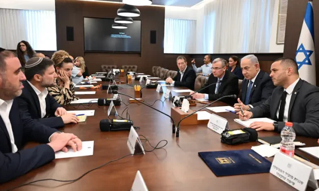 Netanyahu delays bill to repeal the Oslo Accords