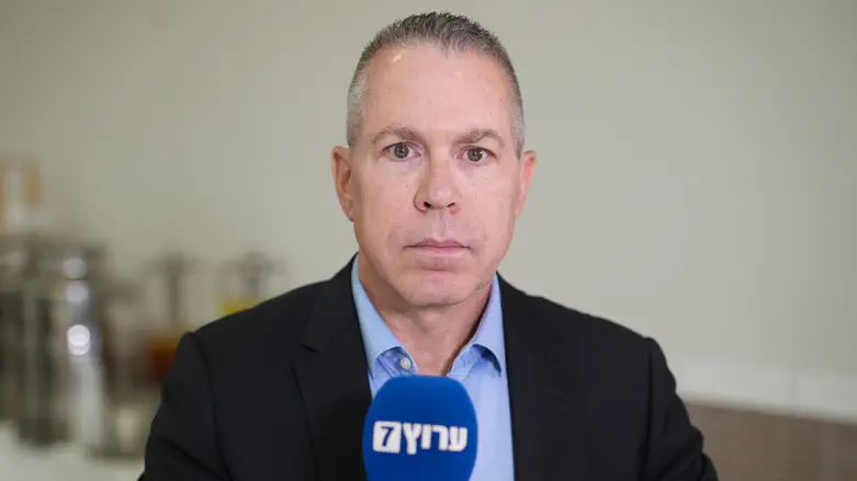 Erdan confirms mulling the formation of a unified right-wing party
