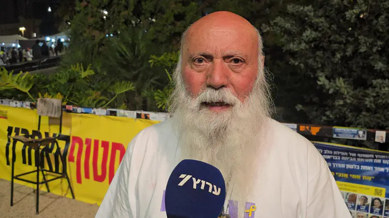 Father of hostage joins politics | ‘I don’t care about those saying ‘anyone but Bibi”