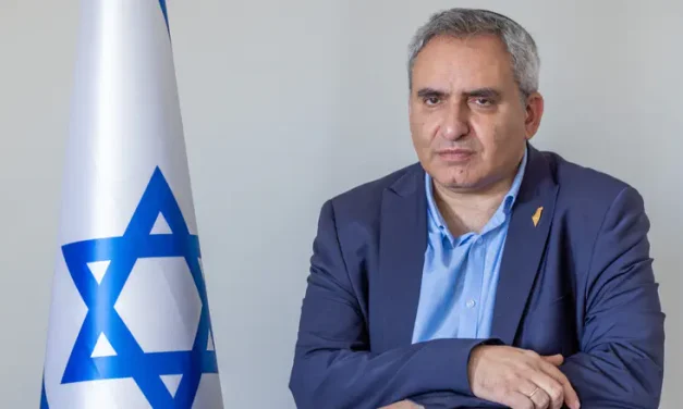 Elkin insists: No chance of passing Draft Law
