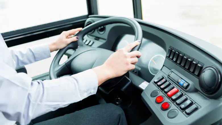 Arab driver assaults Jewish passenger, attorney claims hate crime
