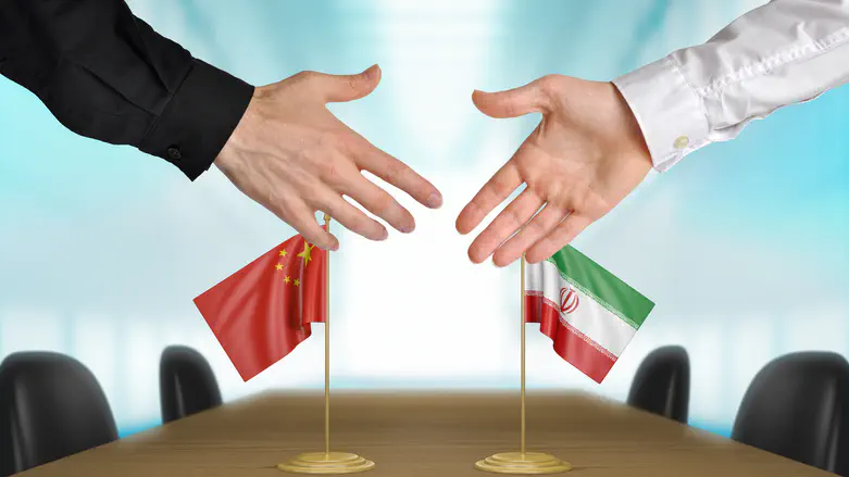 NYT: Chinese companies weighing provision of weapons to Iran