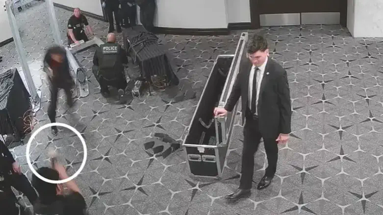 New evidence shows White House Dinner gunman shot Secret Service officer