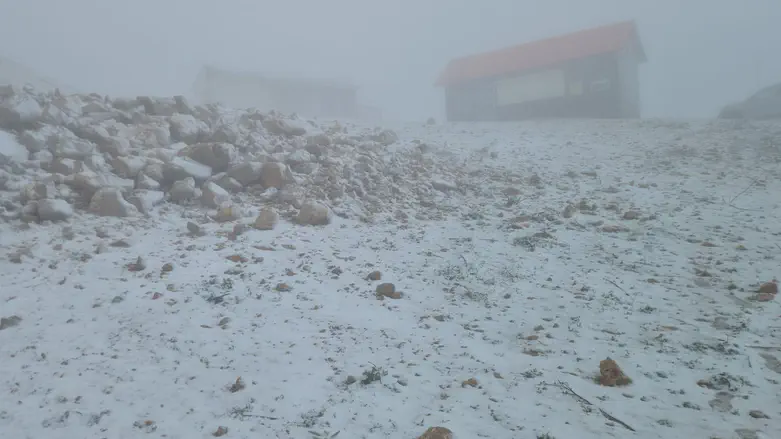 In first since 2011: Snowfall on Mount Hermon – in May