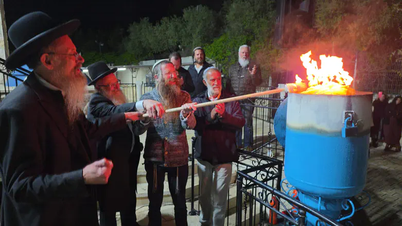 Watch: Lag Ba’Omer at the tomb of Rabbi Yehuda Bar Ilai