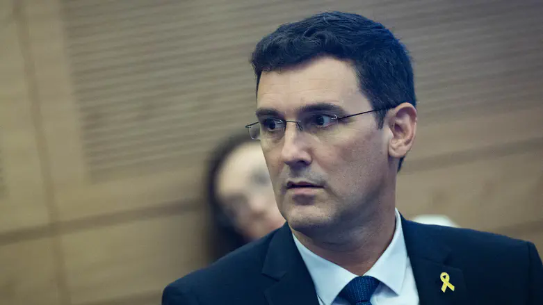 Abandon ship: Eitan Ginzburg leaves Blue and White party