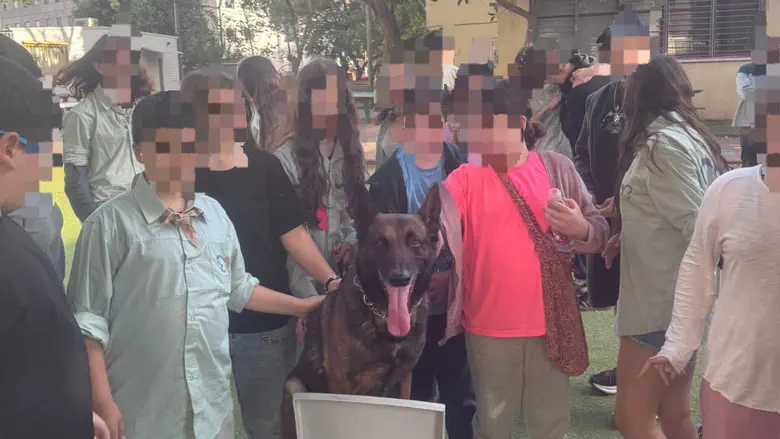 Israel Dog Unit’s Lag B’Omer show for special needs