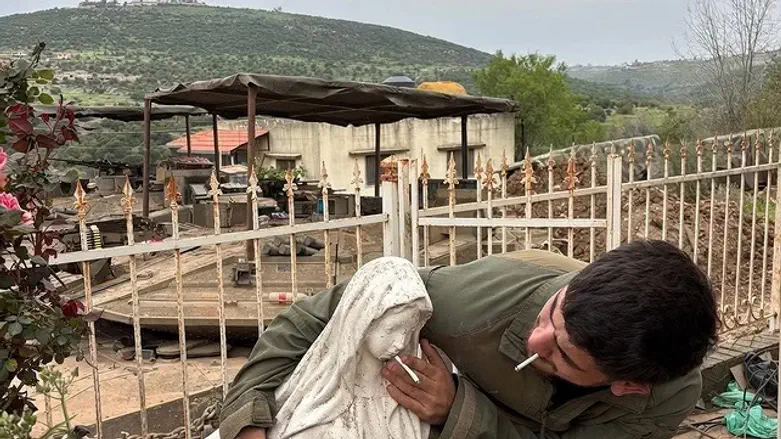 Soldier filmed disrespecting Christian statue in southern Lebanon