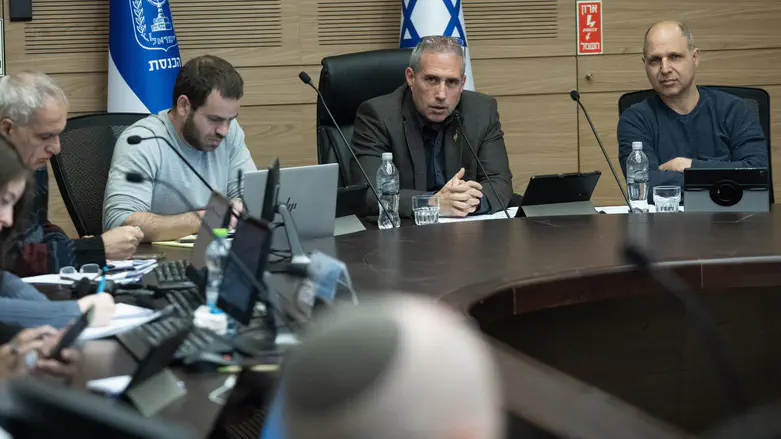 Confrontation in Finance Committee over Judea and Samaria
