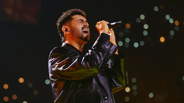 ‘Am Israel chai!’ on the Eurovision stage