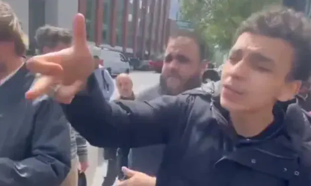 London: Police searching for man who threatened to behead Jews