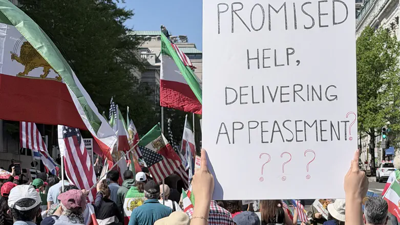 Silent Iran, angry Iran: A regime in fear, a society on the brink