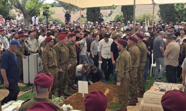 Watch live: Major (Res.) Itamar Sapir laid to rest