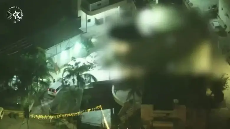 Watch: Border Police storm criminal compound in Kfar Kanna