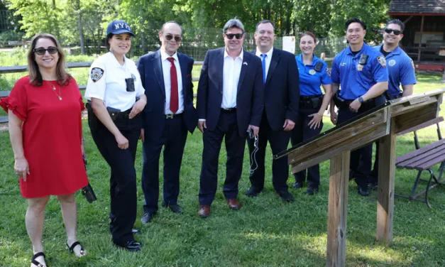 Israeli Consul holds historic tour of Staten Island
