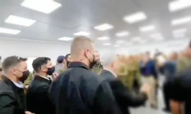 Watch: Netanyahu visits Hashmonaim Brigade