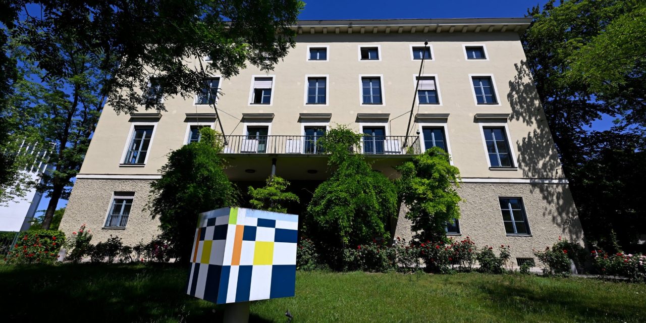 Yad Vashem chooses Germany for first overseas education centers