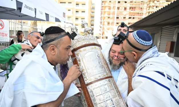 Founding fathers and mothers: The uniqueness of the Jewish people – opinion