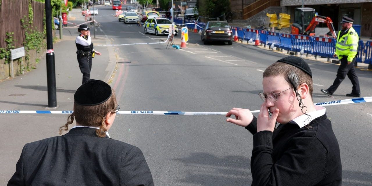 London police investigate after car drives toward Jewish students