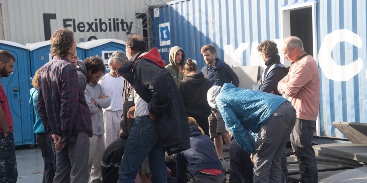 Most Gaza flotilla activists to disembark in Greece, Israel to bring two in for questioning
